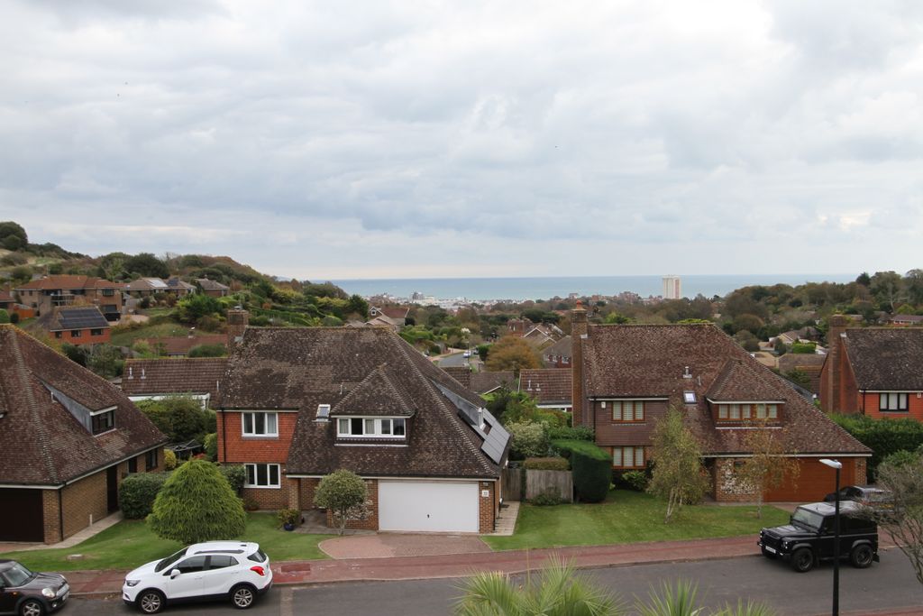 Additional image 29 of 4 bed detached house for saleLincoln Close, Eastbourne BN20