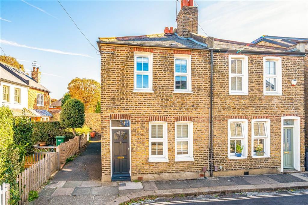 Property photo 1 of 7