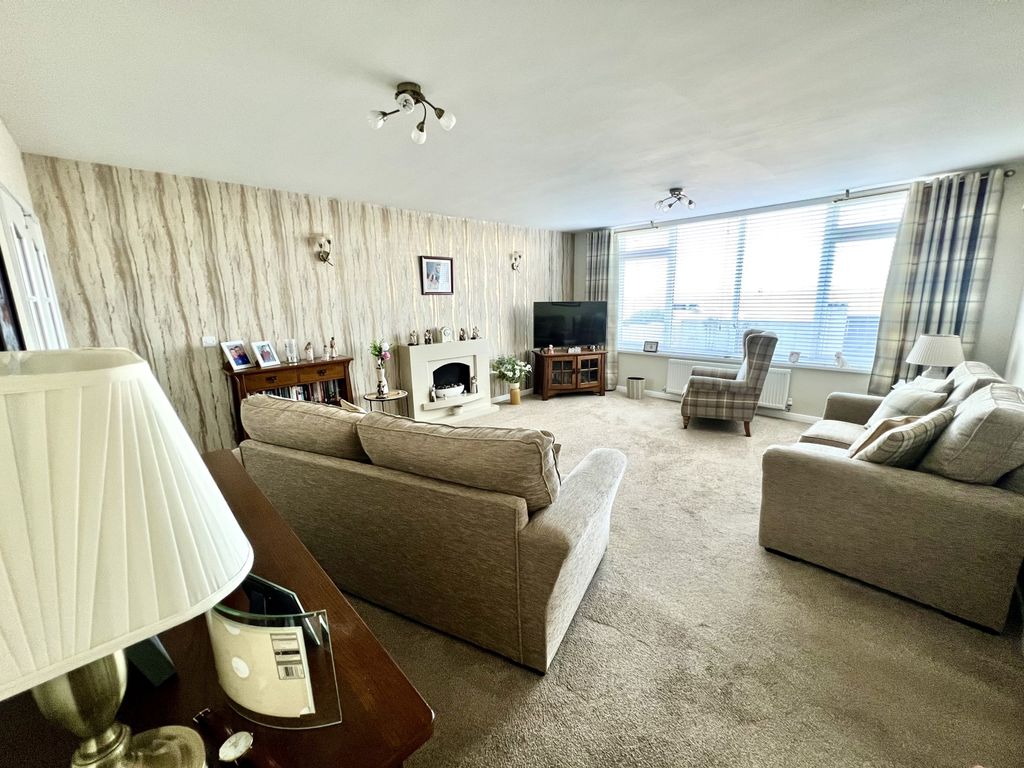 Property photo 3 of 18 Img_7016