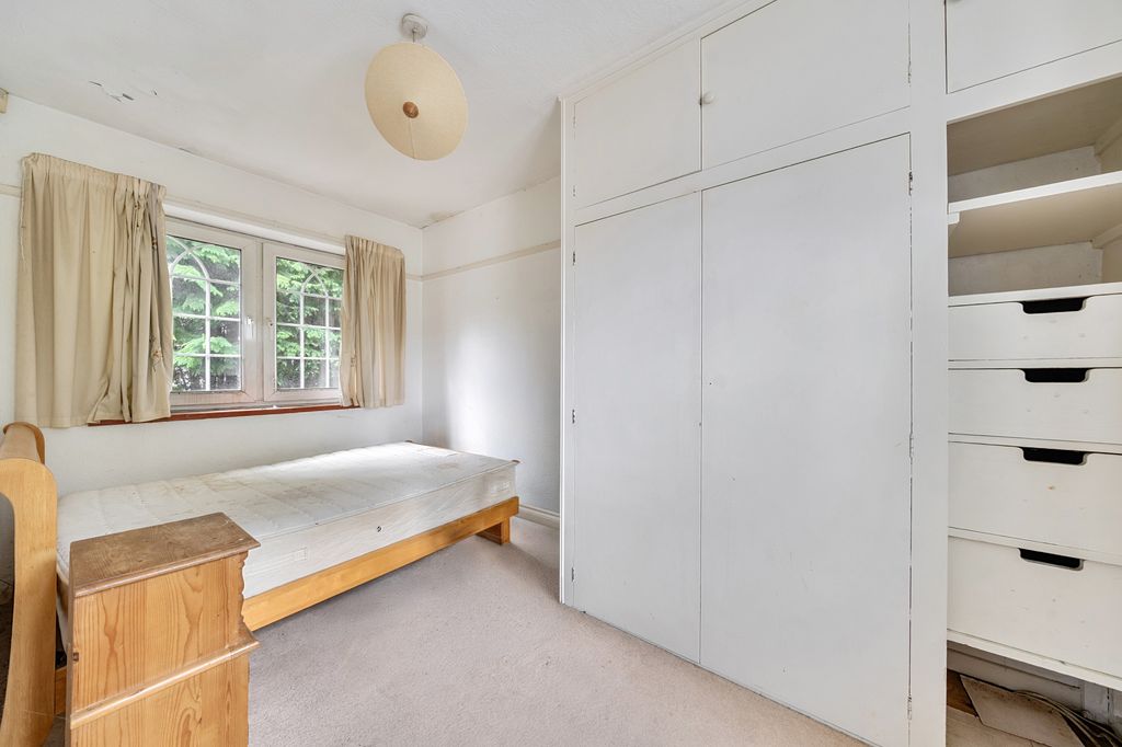 Additional image 12 of 4 bed detached house for saleEmpress Avenue, Farnborough GU14