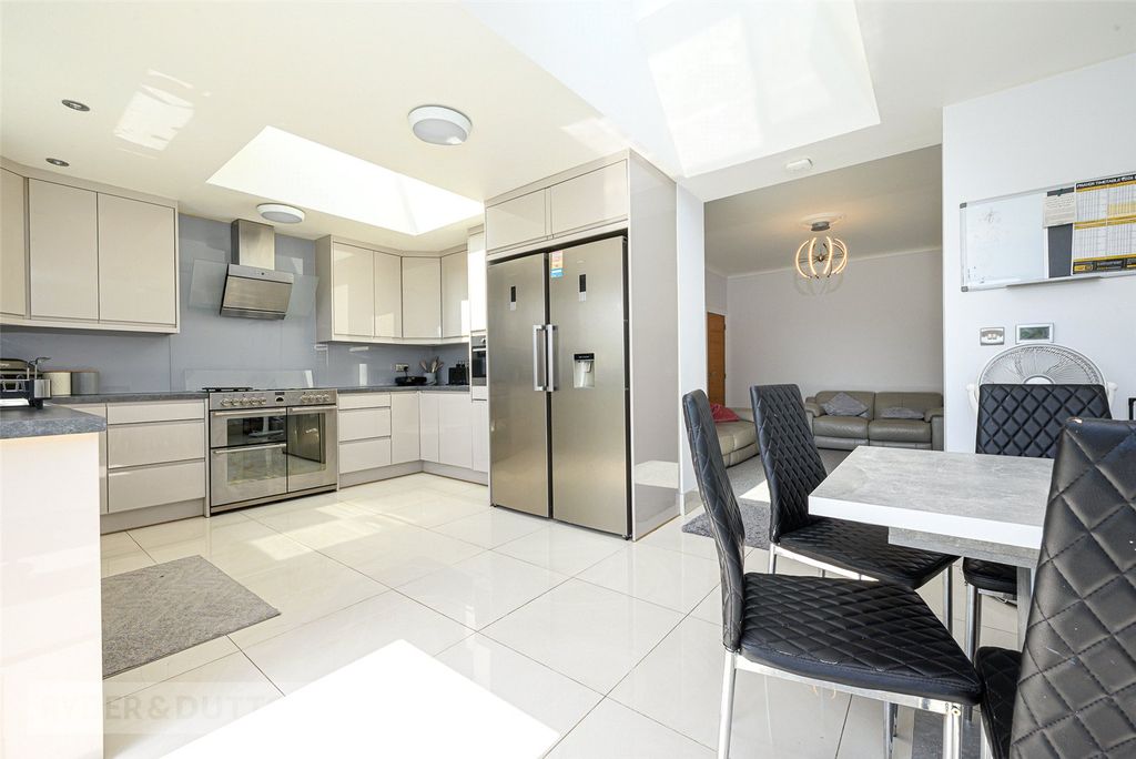 Property photo 2 of 26 Kitchen Diner
