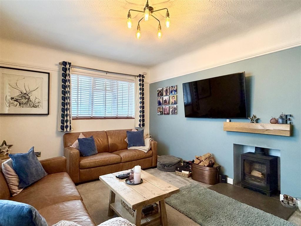 Property photo 3 of 26