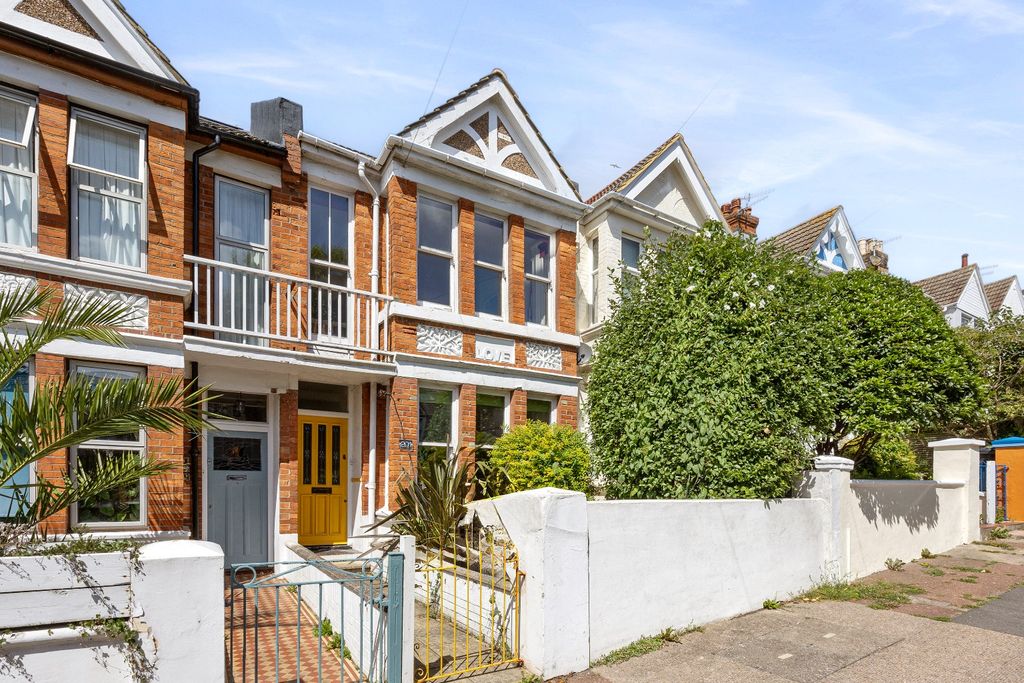 Property photo 1 of 24 5237851