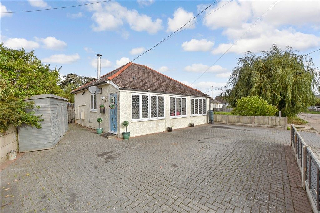 Property photo 1 of 11 External Feature