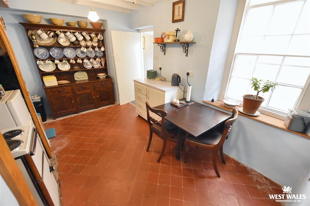 Property photo 3 of 24 9 (7).Jpg