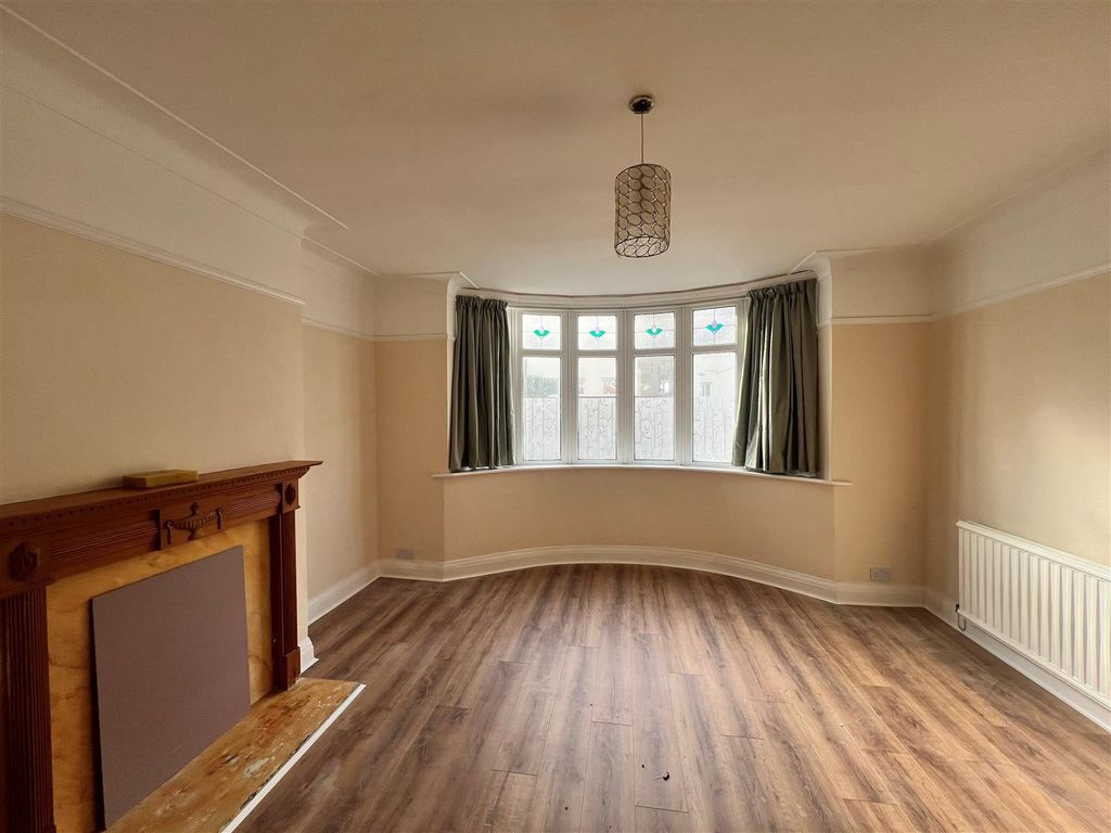 Property photo 1 of 19 c20.Jpg