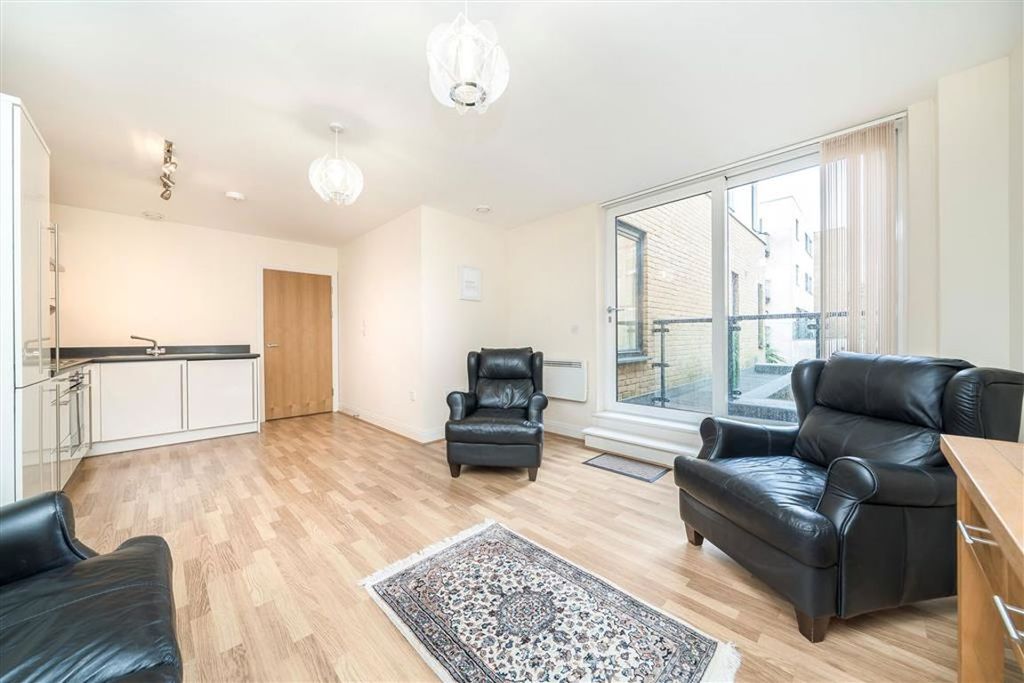 Property photo 2 of 7