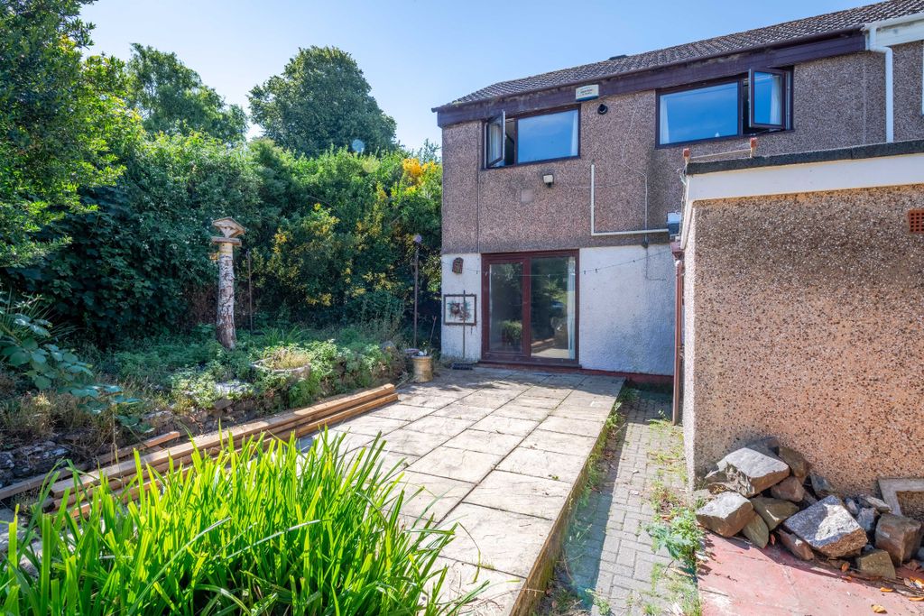 Property photo 3 of 13