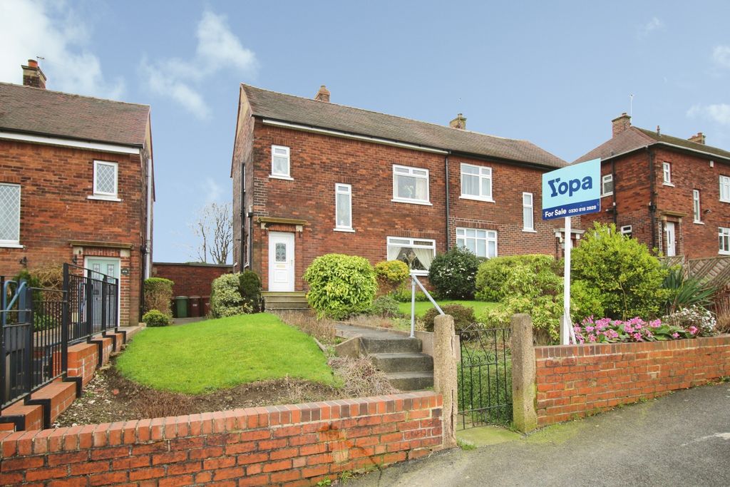 Property photo 1 of 16 Ext Denhale.Jpg