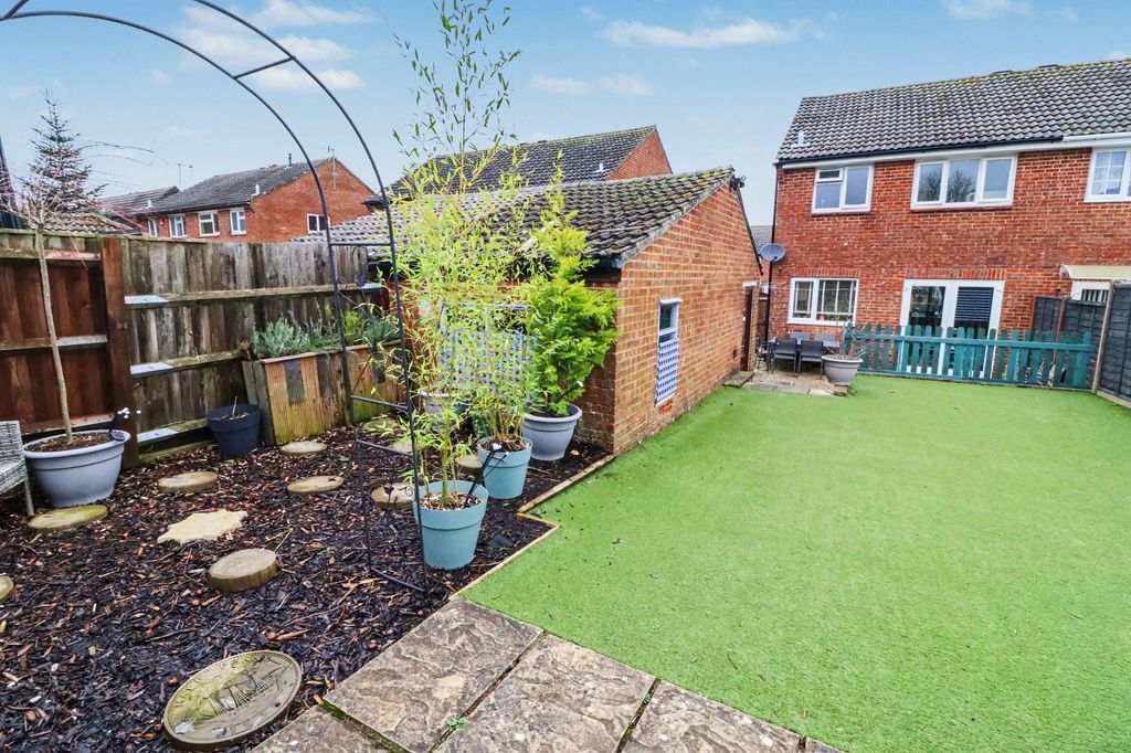 Property photo 2 of 10