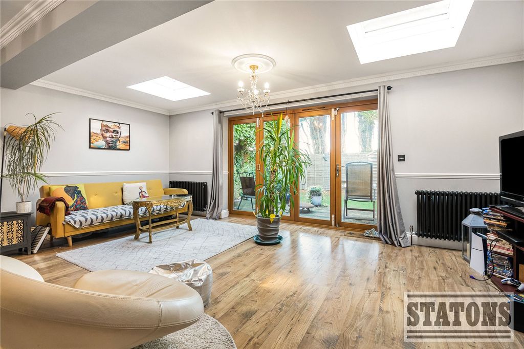 Property photo 3 of 19 Picture No. 56