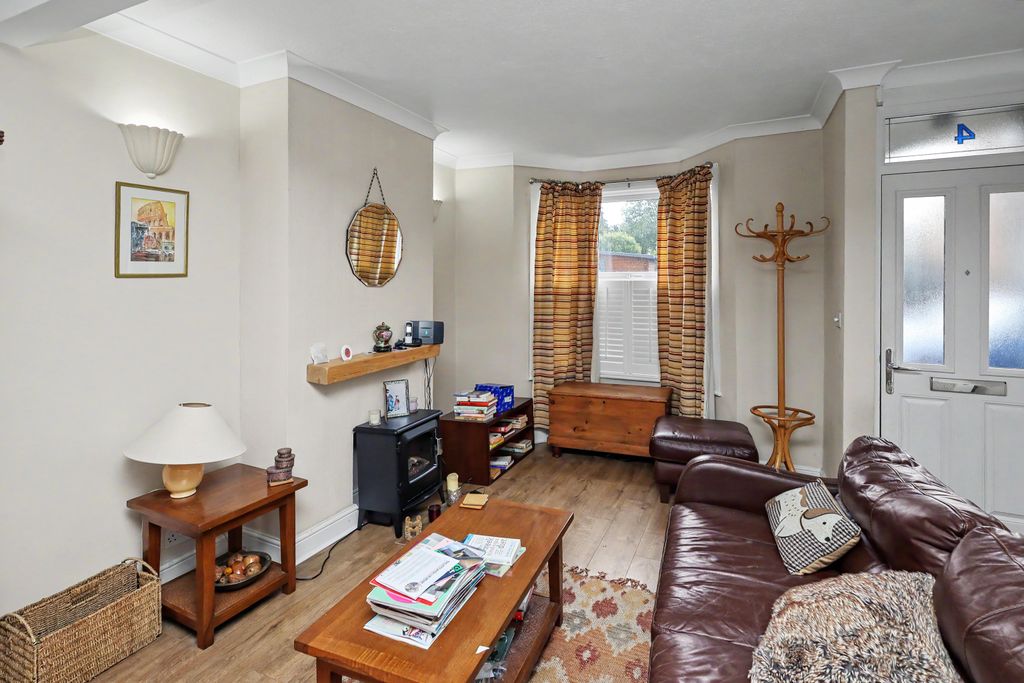 Property photo 2 of 18