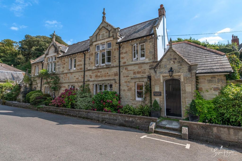 Property photo 1 of 41 Welcome To Herriot House