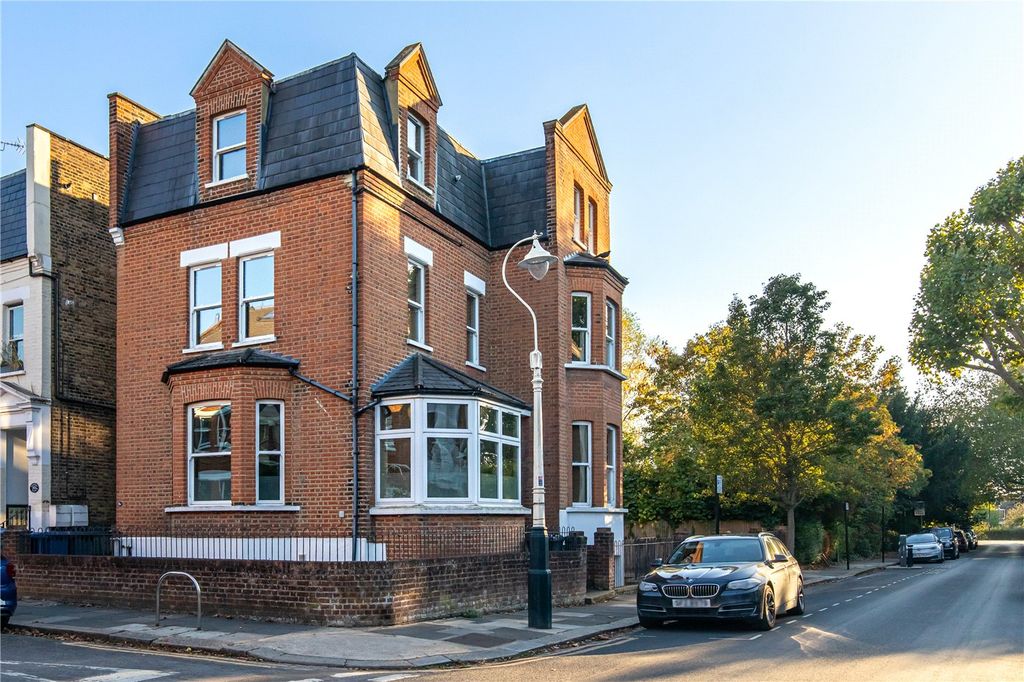 Property photo 1 of 29 Picture No. 27