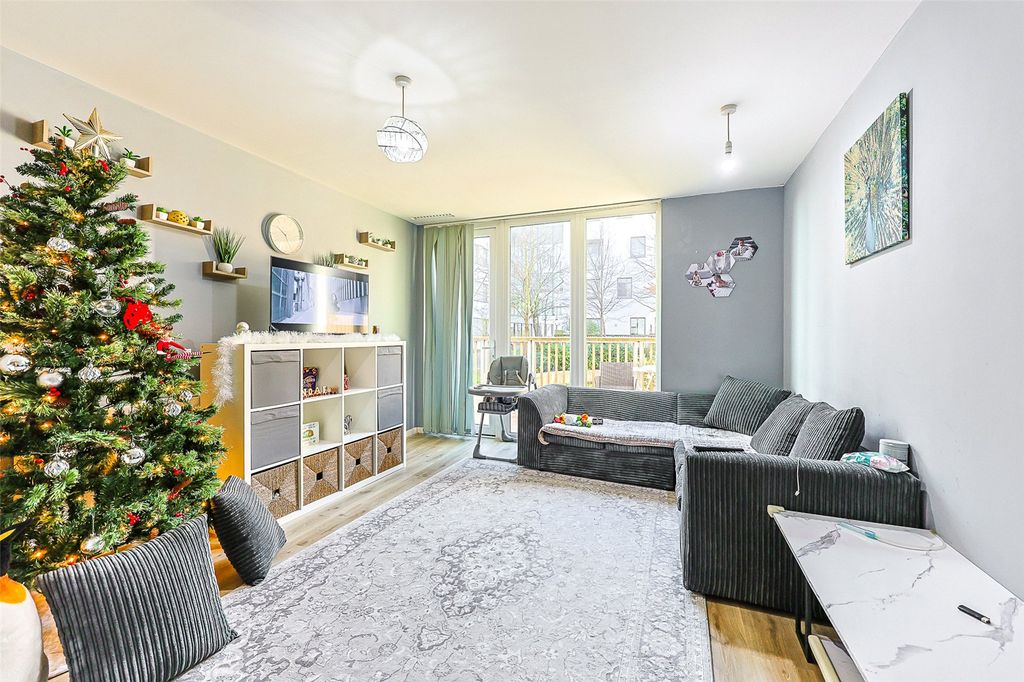 Property photo 2 of 12 Picture No. 02