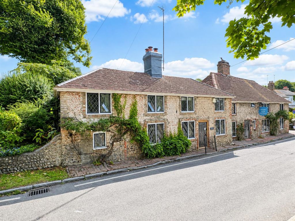 Property photo 1 of 13 0C9445B5-1C0E-47A6-994F-8D7Dd1Ff01D9.Png