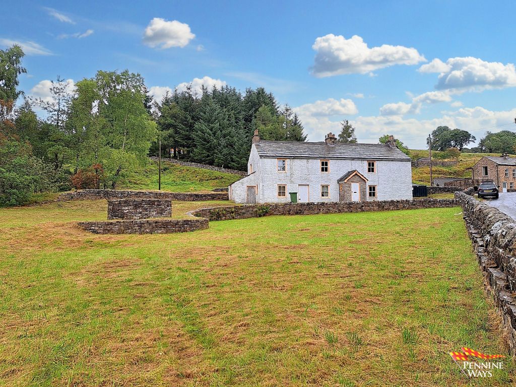 Property photo 2 of 18