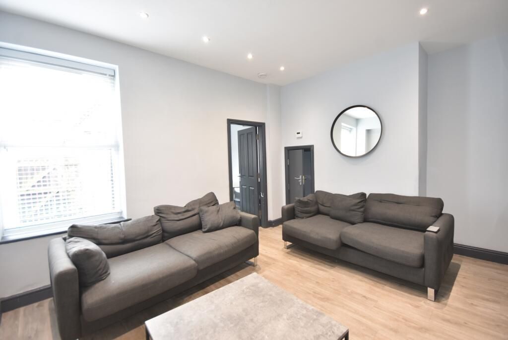 Property photo 2 of 9 71566_10325085_Img_02_0000.Jpeg