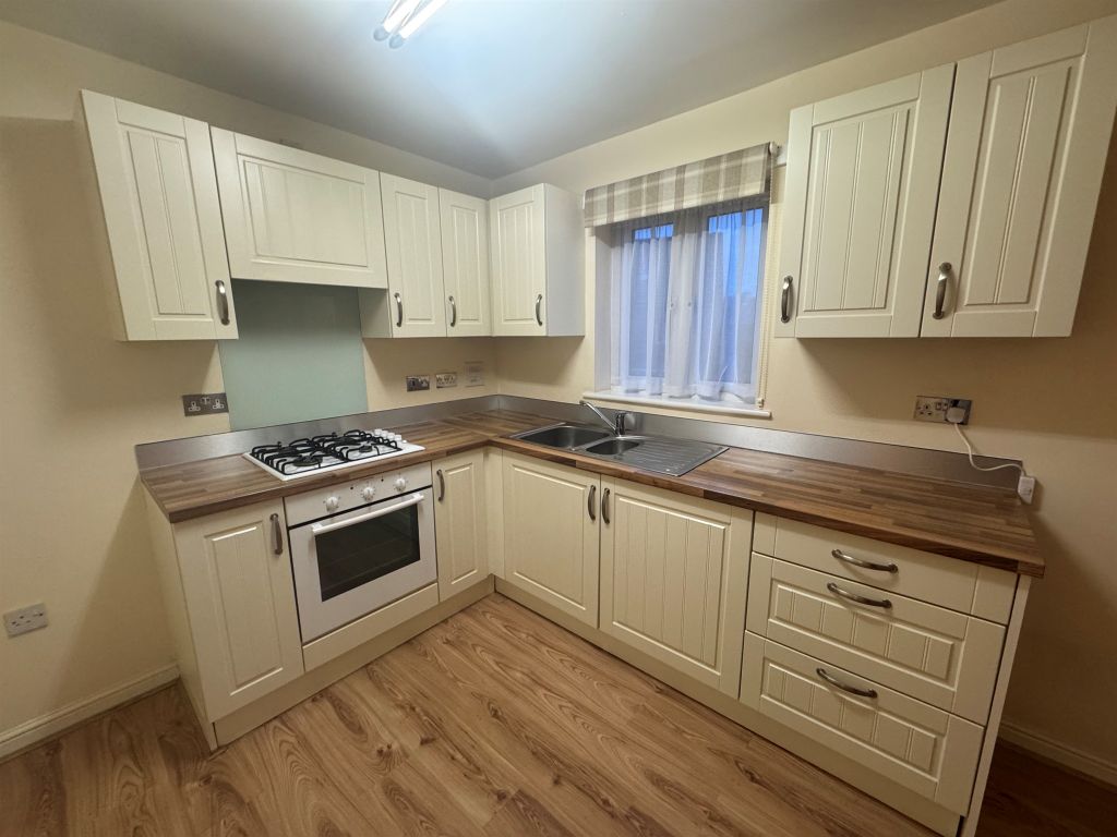 Property photo 3 of 25