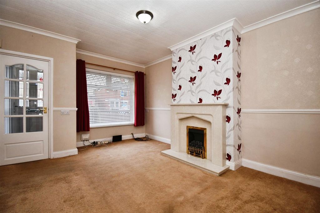 Property photo 2 of 12 244Eb518-U 20 2811 29.Jpg