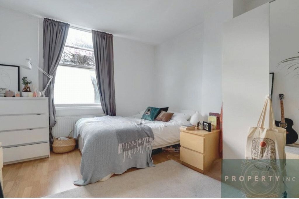 Property photo 3 of 9 Bedroom