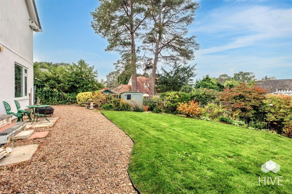 Property photo 3 of 27 Rear Garden