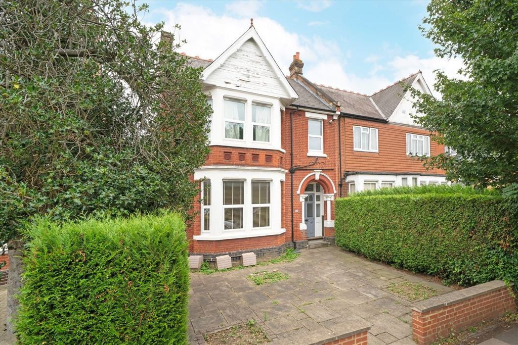 Property photo 1 of 7