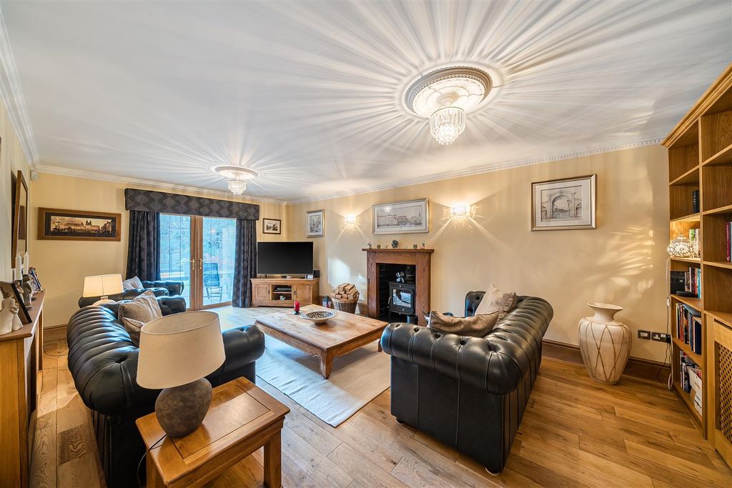 Property photo 2 of 29 1403191-14-6979F8Fb1F594.Jpg