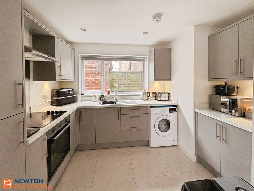 Property photo 3 of 22