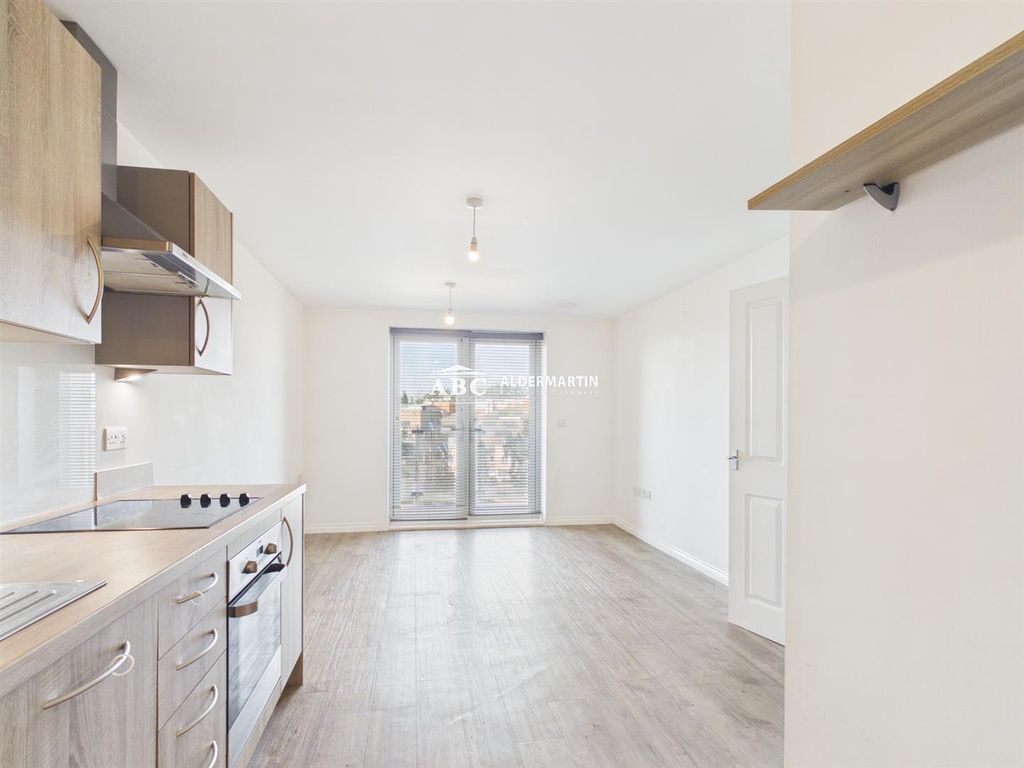 Property photo 1 of 13 Cam03827G0-Pr0167-Still004.Jpg