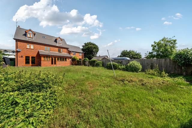 Property photo 2 of 25 External View