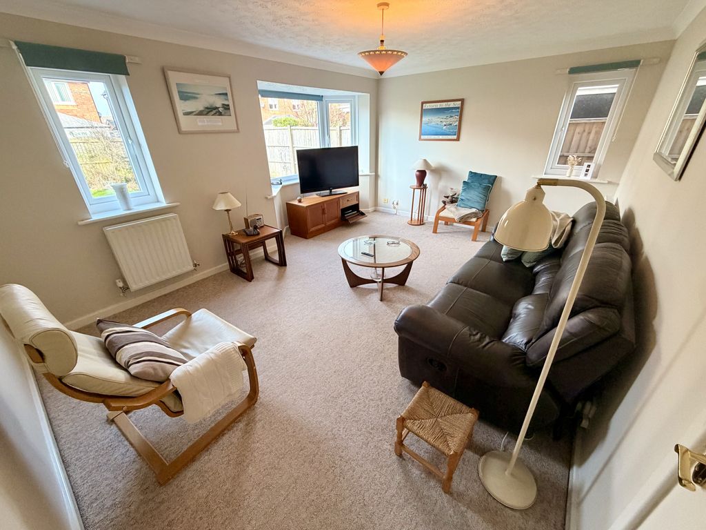 Property photo 2 of 23