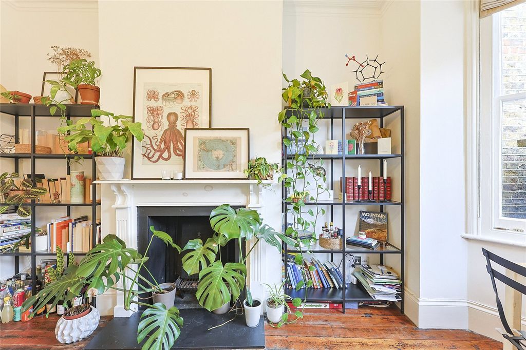 Property photo 3 of 13 Reception Room