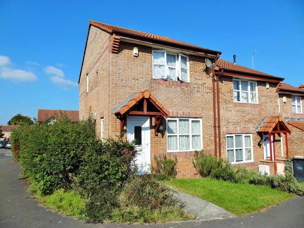 Property photo 1 of 5