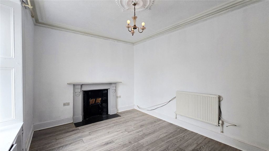 Property photo 3 of 17 Picture No. 03