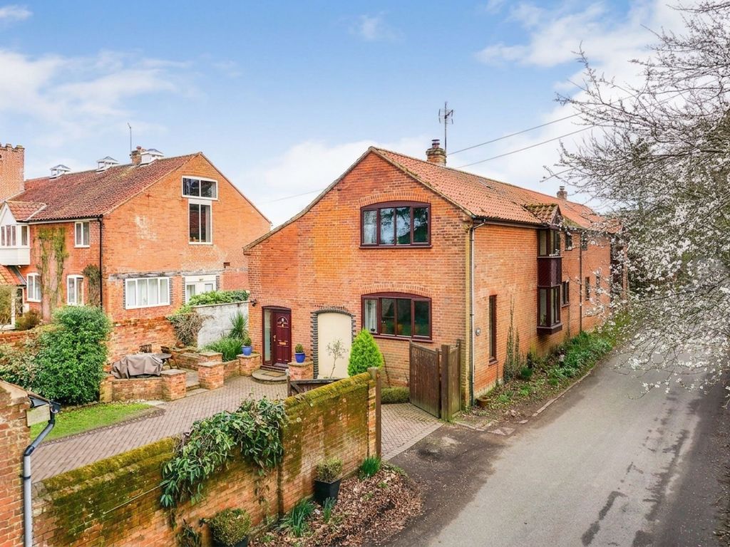 Property photo 1 of 22