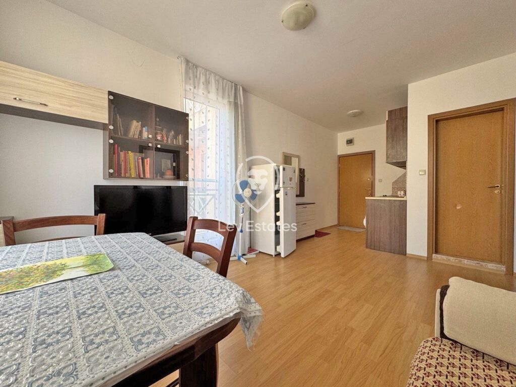 Property photo 3 of 16
