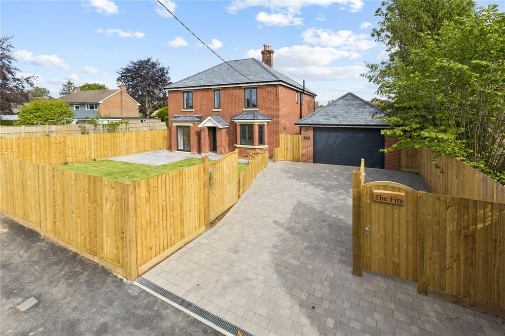 Property photo 1 of 21 Picture No. 01