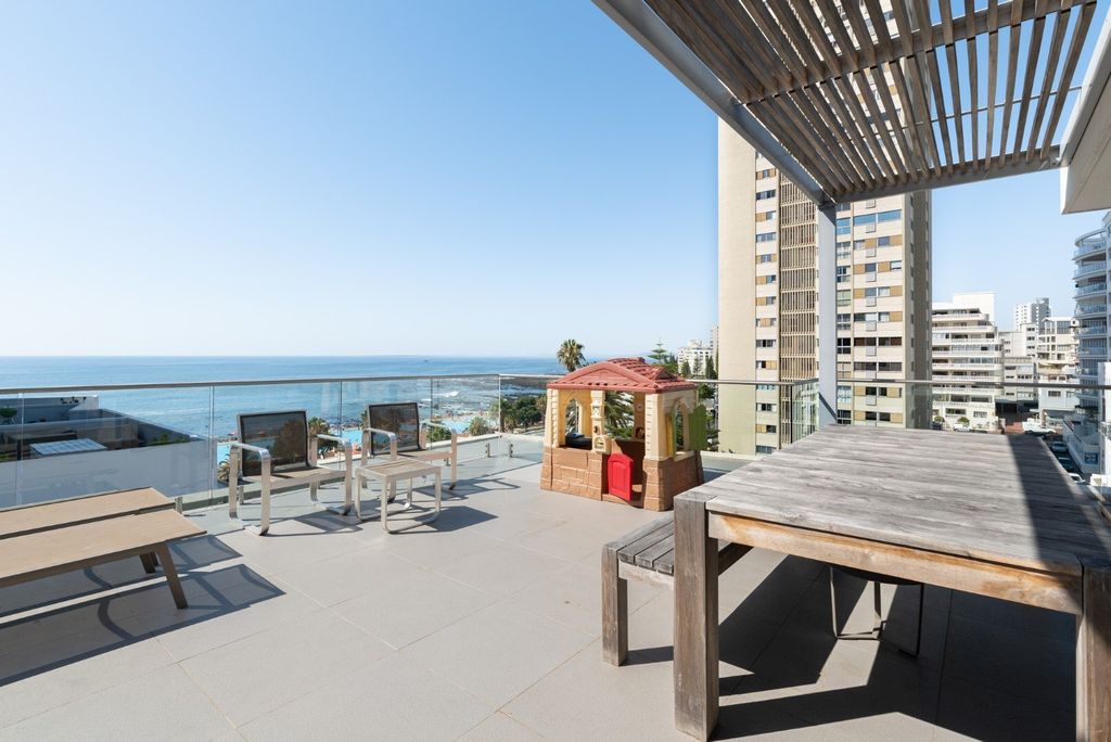 Property photo 1 of 25 Private Terrace