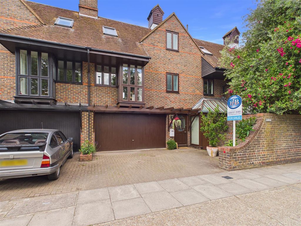 Property photo 1 of 17