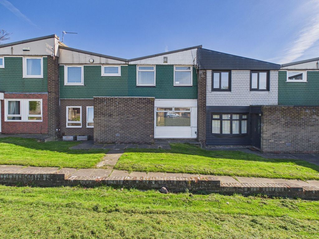 Property photo 1 of 12 External