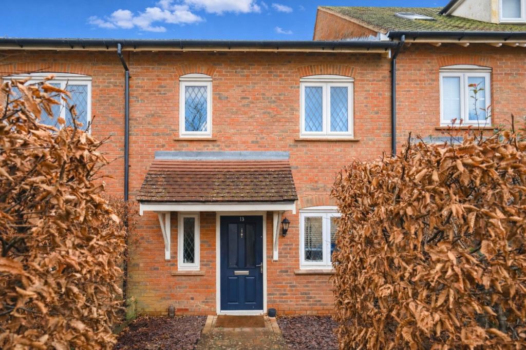 Property photo 2 of 20