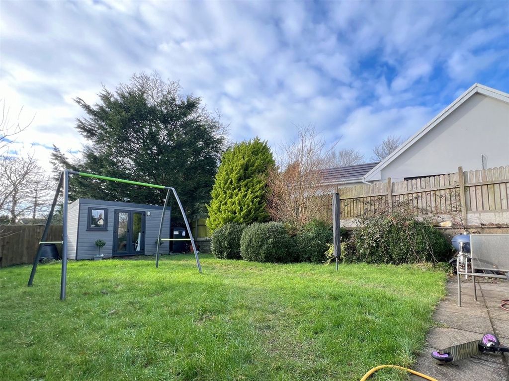 Property photo 3 of 21 Picture No. 50