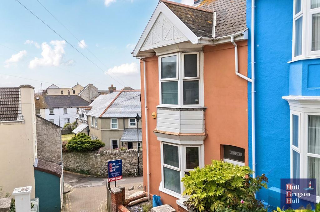 Property photo 2 of 19 2E9cc280-9Dd5-4653-B944-911B7410d6B3.Jpg