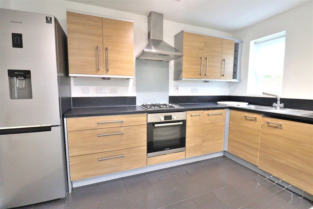 Property photo 2 of 8 Img_4363.Jpg