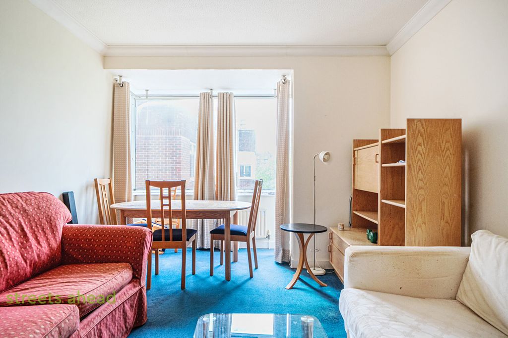 Property photo 2 of 19 4E57Ff6c-5c2c-4A2...