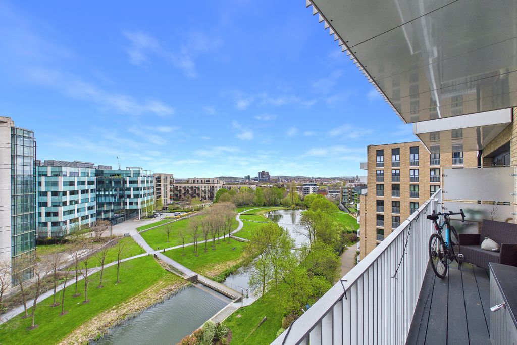 Property photo 2 of 16