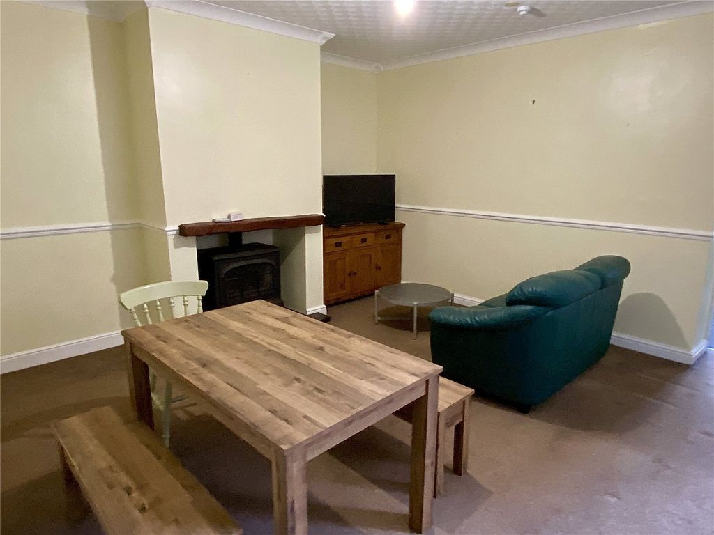 Property photo 3 of 12 Picture No. 09