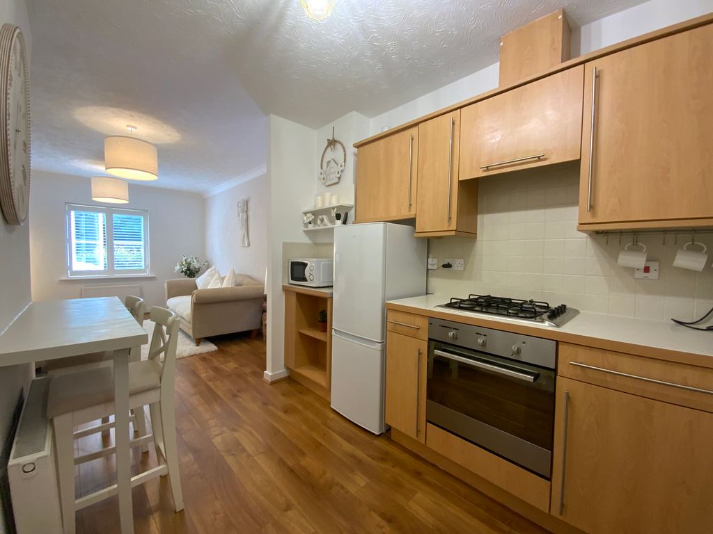 Property photo 3 of 15 Img_1322
