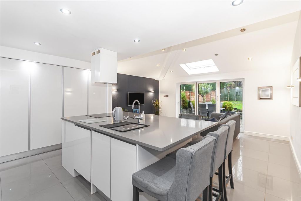 Property photo 2 of 41 Kitchen